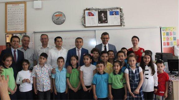 2016-2017 Eğitim- Öğretim Yılı  Yıl Sonu Karne Töreni Başöğretmen Atatürk İlk-Ortaokulunda Düzenlendi