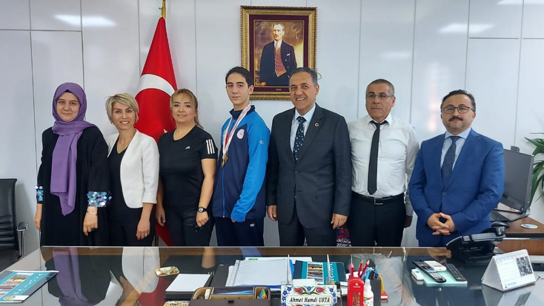 Türkiye Taekwondo Yarı Final Birincisi Ali KARACAOĞLU
