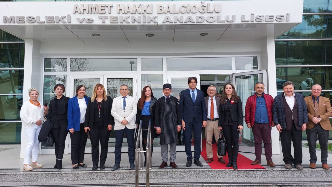 Balçova Ahmet Hakkı Balcıoğlu Mesleki ve Teknik Anadolu Lisesi Yiyecek İçecek Hizmetleri Alan Açılışı Gerçekleştirildi